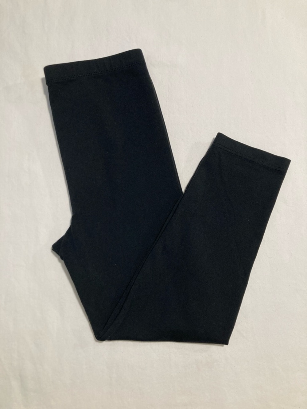 Danskin Black Capri Leggings (Item No. C33)